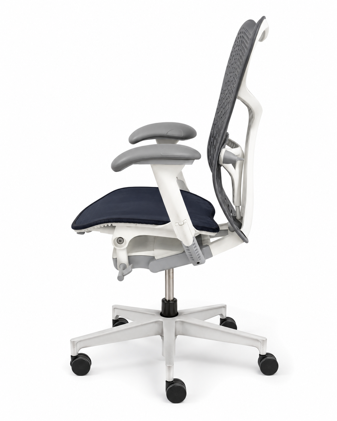 Herman Miller Mirra 2 Blue Grade B